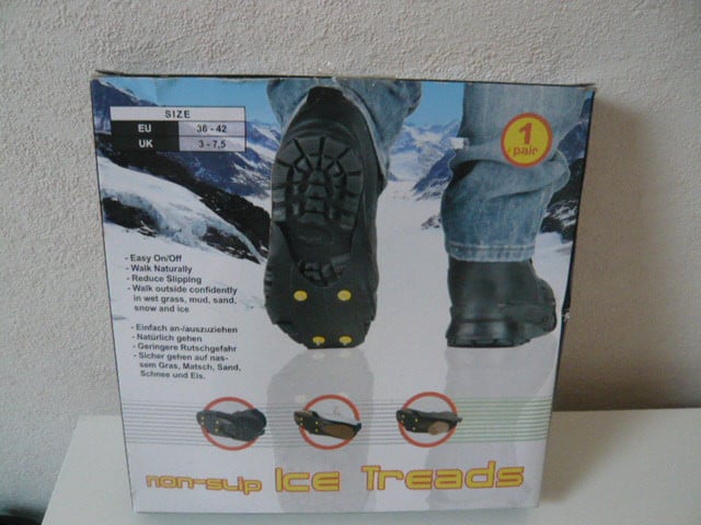 2 PAAR NIEUWE SCHOENEN SPIKES VOOR IJS EN SNEEUW
