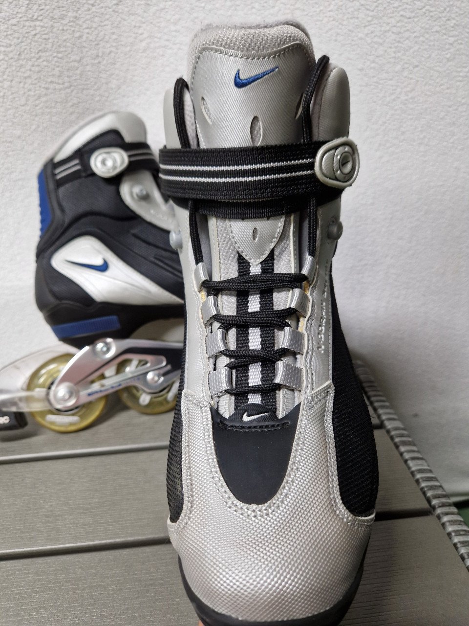 Nike skates