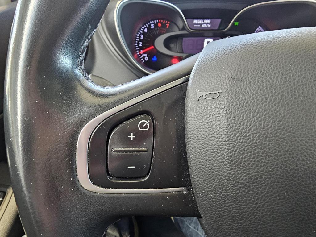 Renault Captur 1.3 tce intens automaat