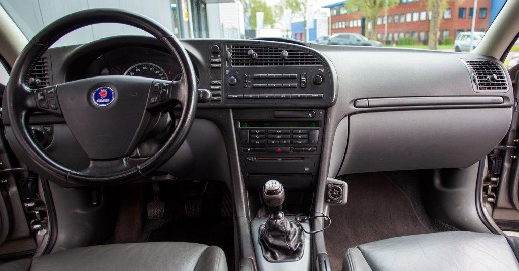 Saab 9-3 sport sedan 2.0t vector