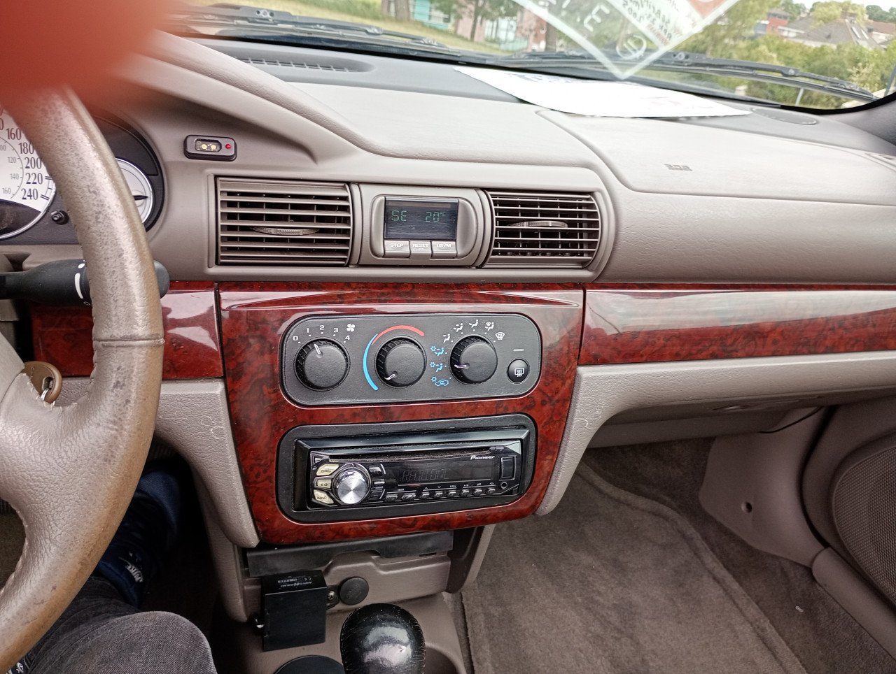 Chrysler Sebring 2005 2.7 6 cylinders 152k km 1 jaar apk!
