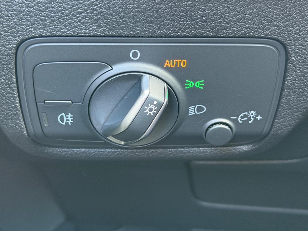Audi Q2 35 tfsi 150pk s-tronic s-line | camera | carplay | adap. cruise | r