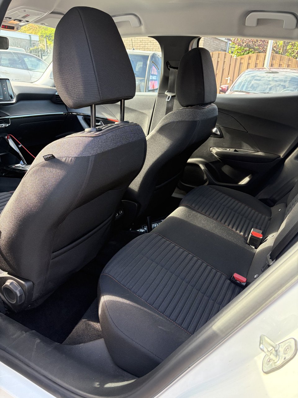 Prachtige Peugeot 2008 EV 50kWh 136pk 2022 Wit