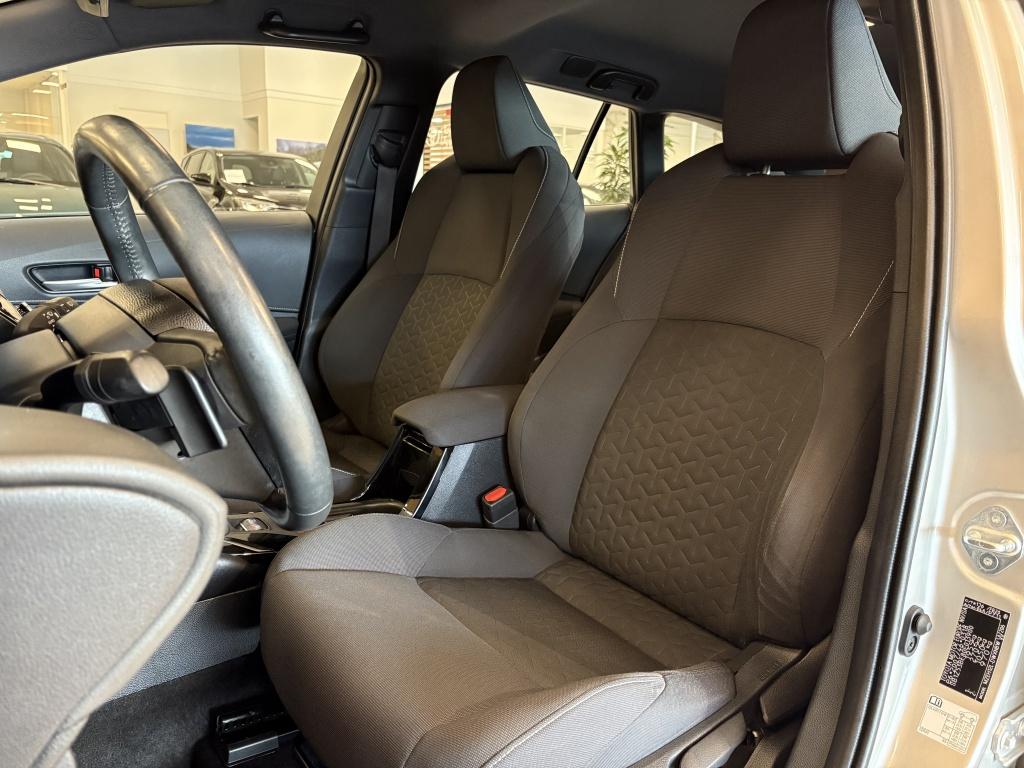 Toyota Corolla Touring Sports 2.0 hybrid first ed.