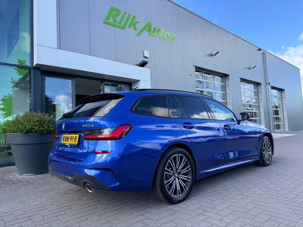 BMW 3-serie touring 330e m-sport * pano * acc * harman/ kardon