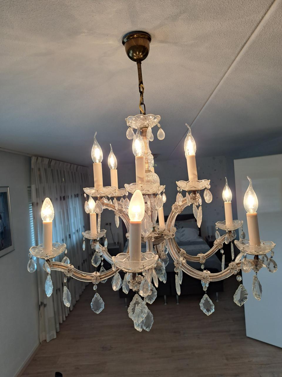 Glazen kroonluchter met 12 lampjes uit de jaren vijftig