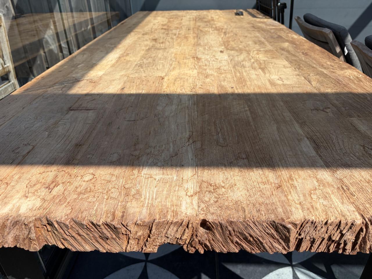 Eettafel Chunky Teak massief (240x100x77) stalen onderstel