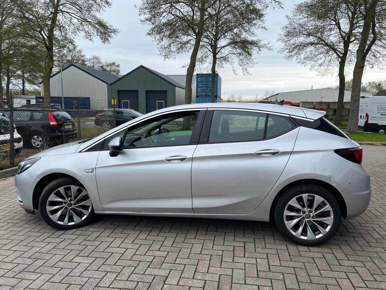 Opel Astra 1.6 CDTI Business+ luxe opties euro 6