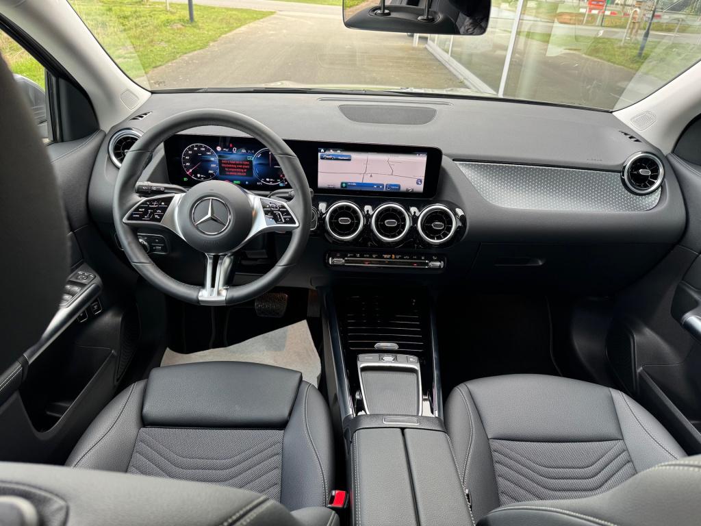 Mercedes-Benz Gla-klasse 250 e progressive line advanced automaat ,elektris