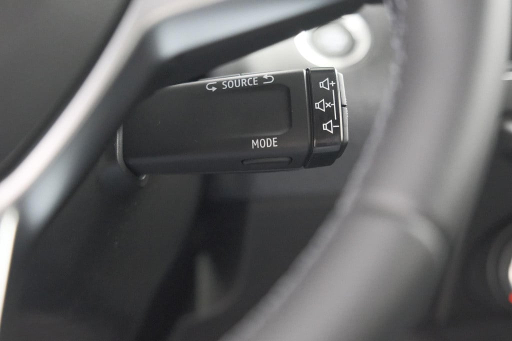 Renault Clio tce 90 evolution | camera | navigatie | apple carplay | parkee
