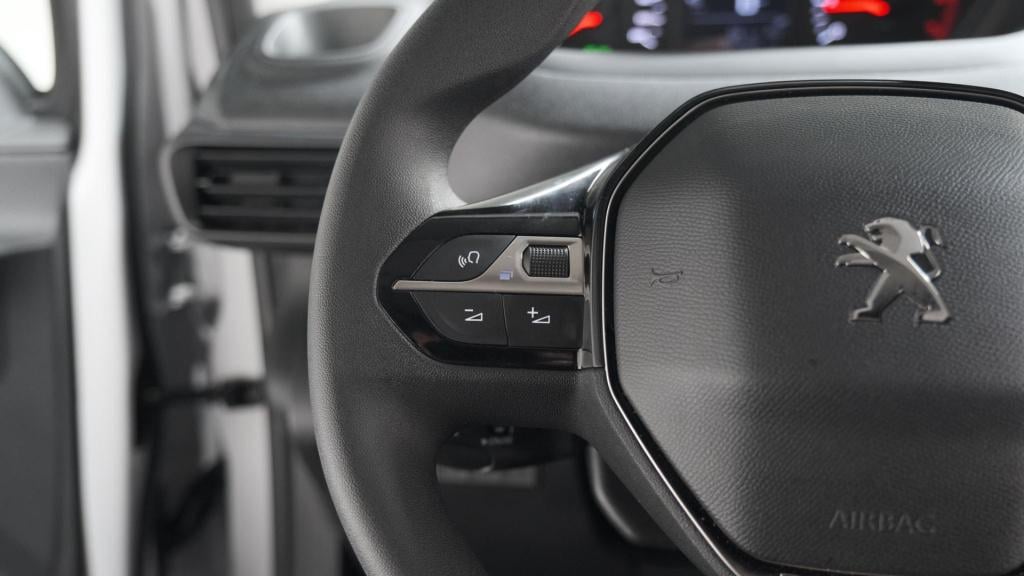 Peugeot Partner 1.5 bluehdi 100 s&s l1 | trekhaak | camera | apple carplay 