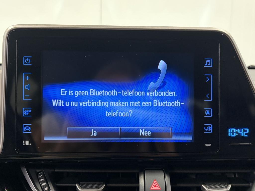 Toyota C-hr 1.8 hybrid executive| camera| jbl| adap.cruise| stoel+ stuur.ve