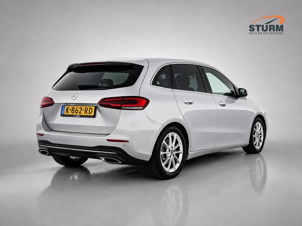 Mercedes-Benz B-Klasse 180 business solution incl. trekhaak afneembaar!