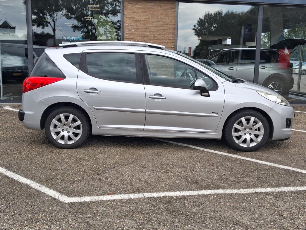 Peugeot 207 sportium 1.6 vti 120pk trekhaak | cruise control | airco | blue