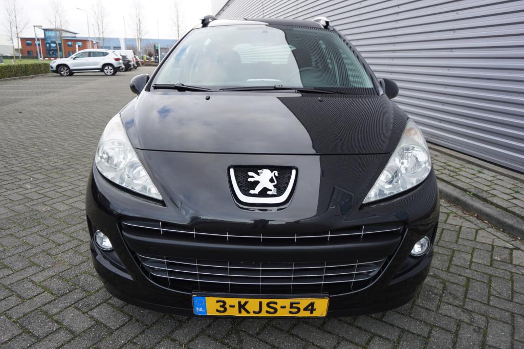 Peugeot 207 sw 1.4 vti active airco / panoramadak / mistlampen