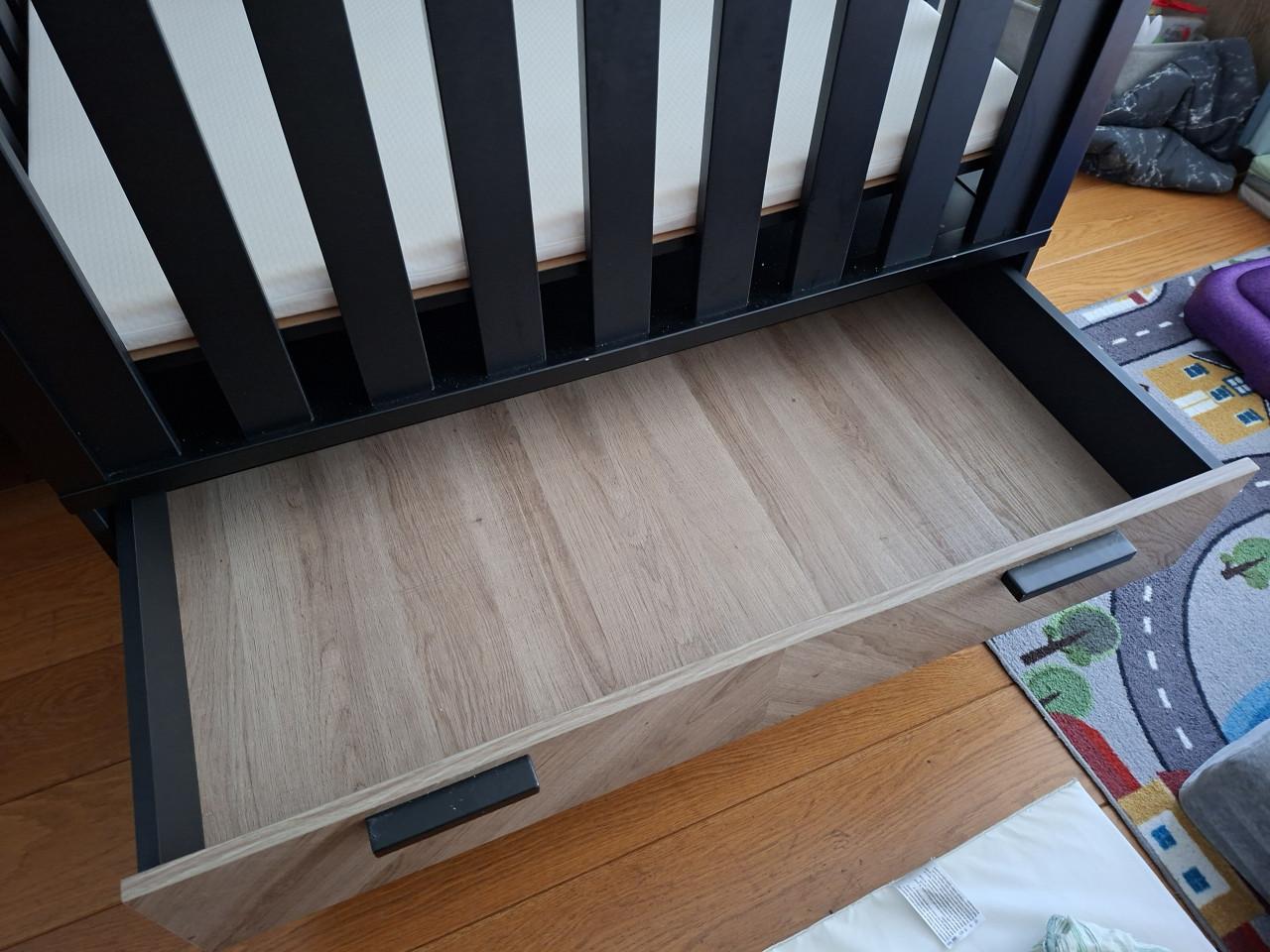 Interbaby Box Met Lade Lancaster Zwart / Visgraatmotief