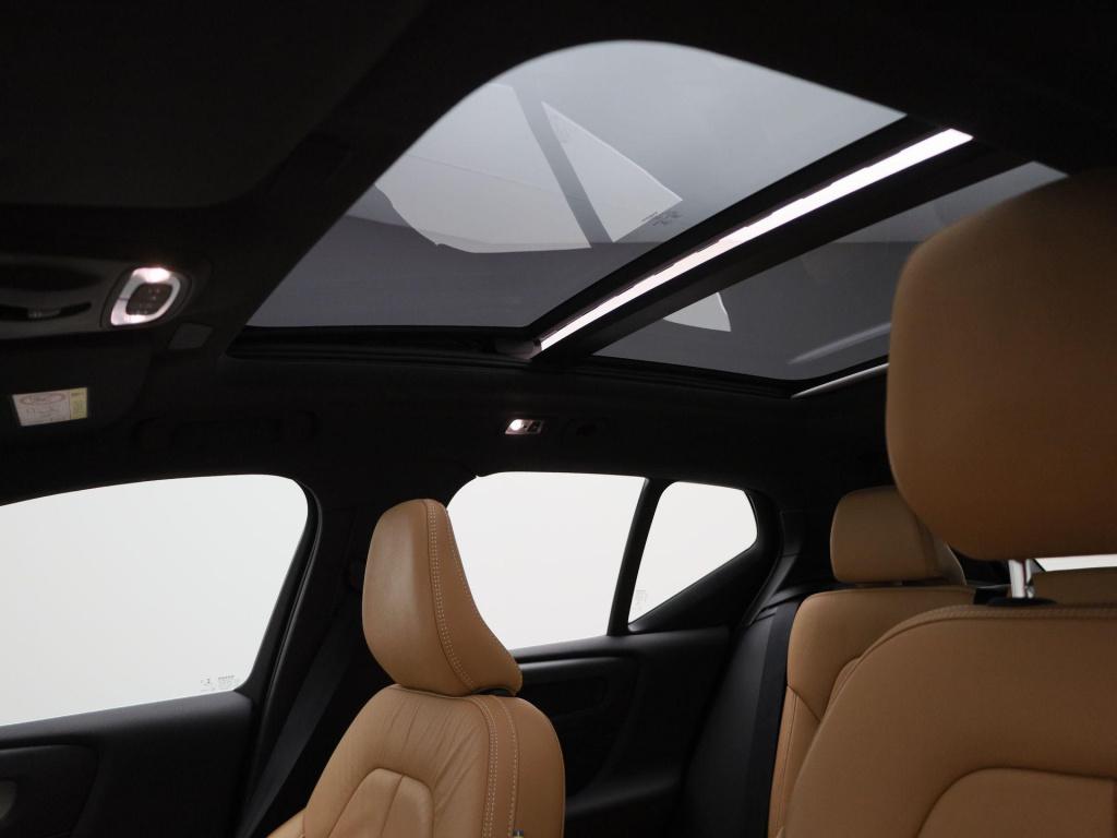 Volvo XC40 1.5 t4 recharge inscription | automaat | panoramadak | apple car