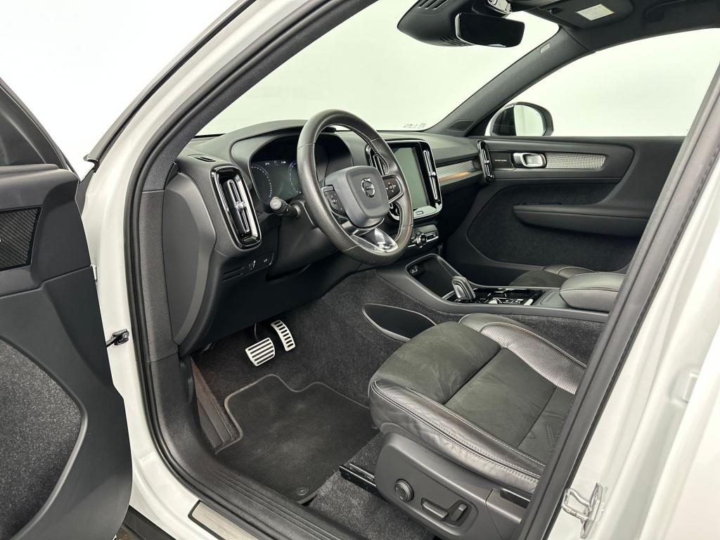 Volvo XC40 1.5 t3 r-design | 360 | electr. stoelen | harman kardon | parkee