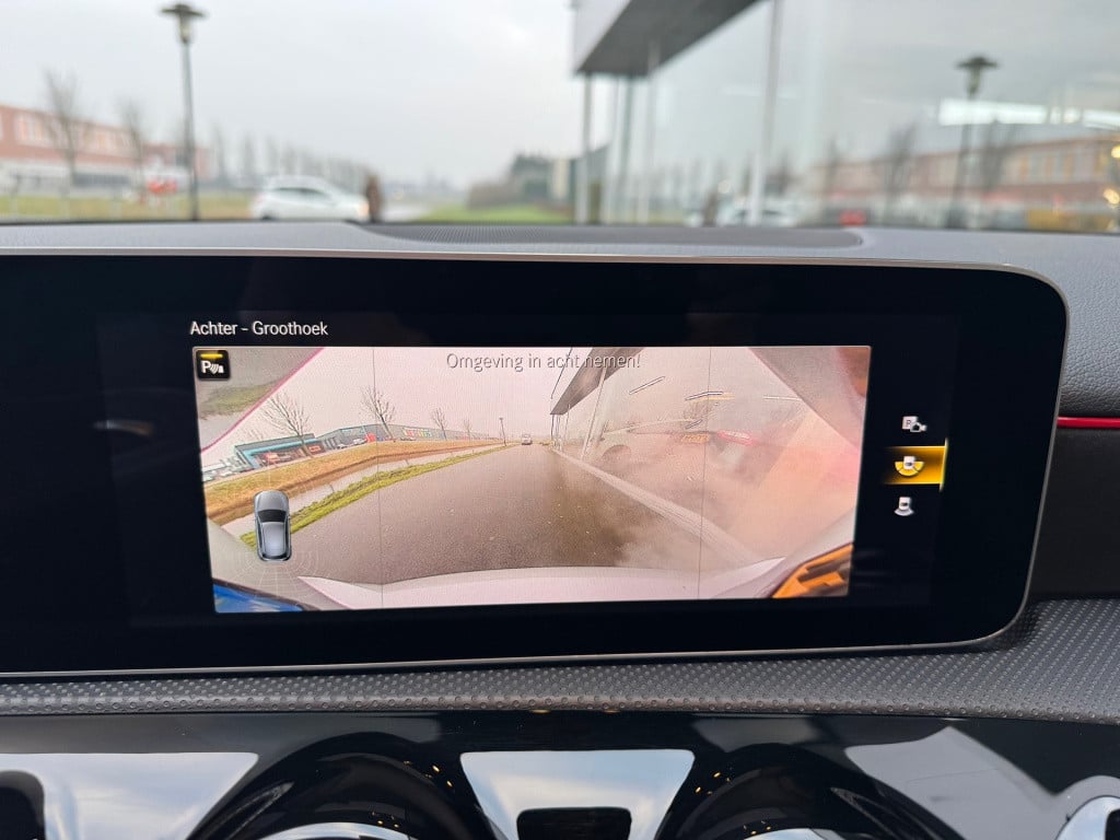 Mercedes-Benz A-Klasse 180 business solution amg night -pakket automaat , p