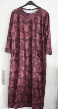 Bordeauxrode jurk blaatjesmotief maat L