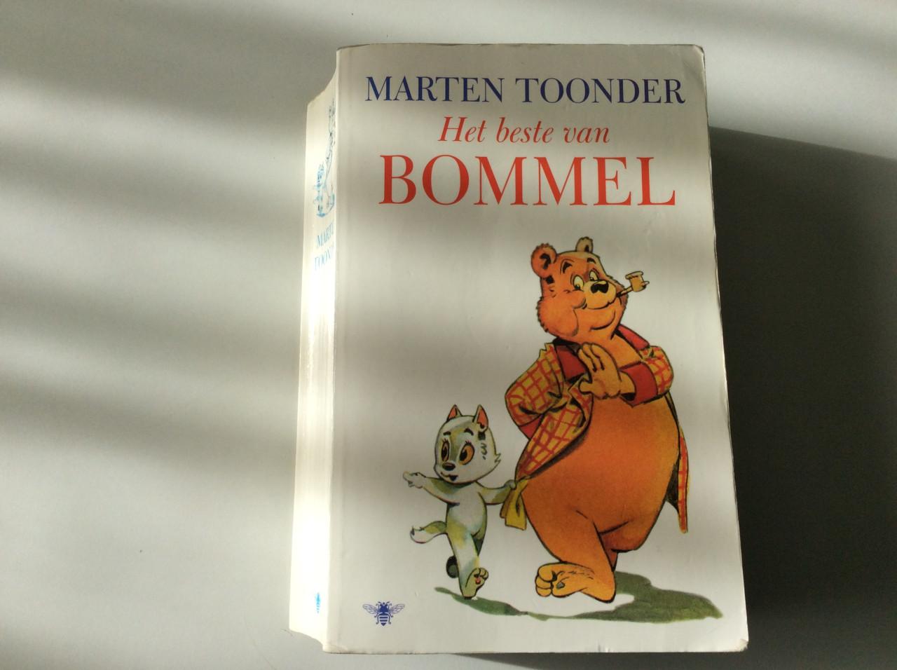 3x Marten Toonder stripboekjes.  De andere wereld. Het beste van Bommel etc