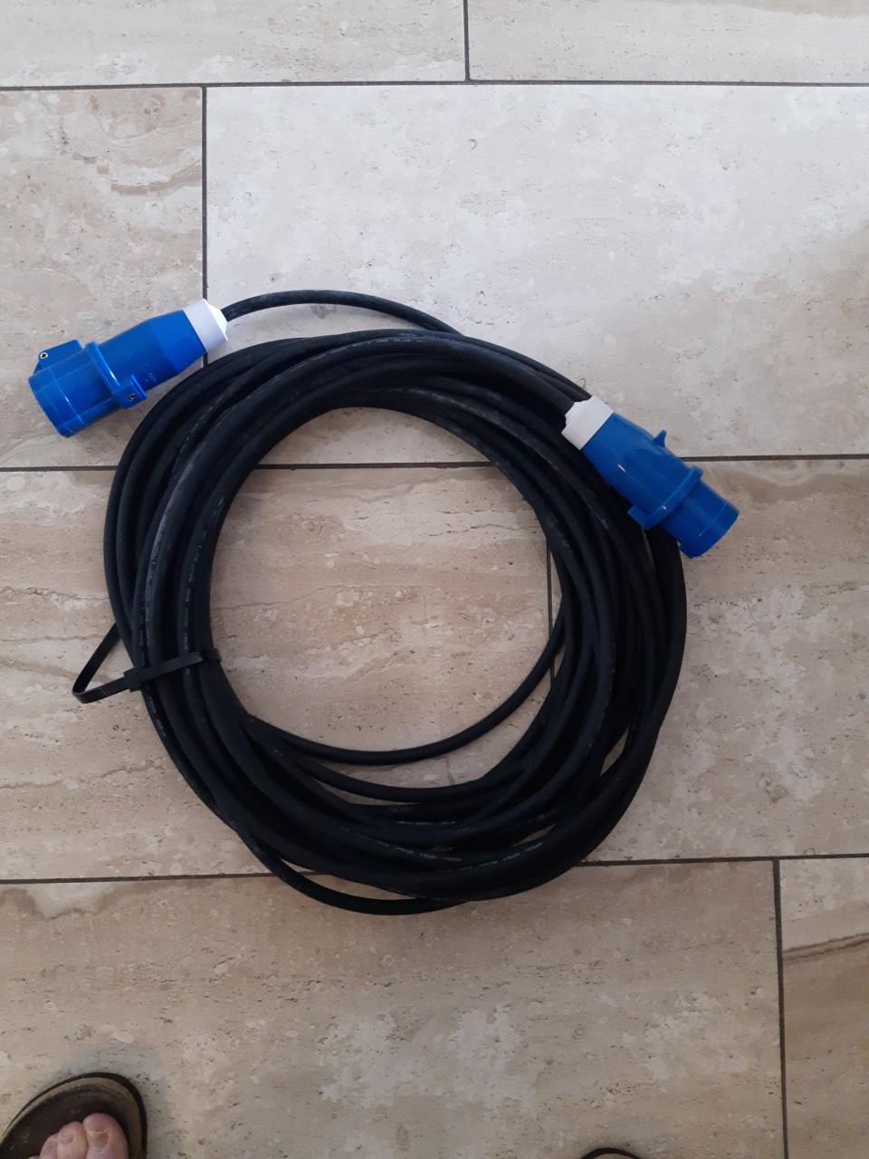 CEE verleng Kabel voor op de camping