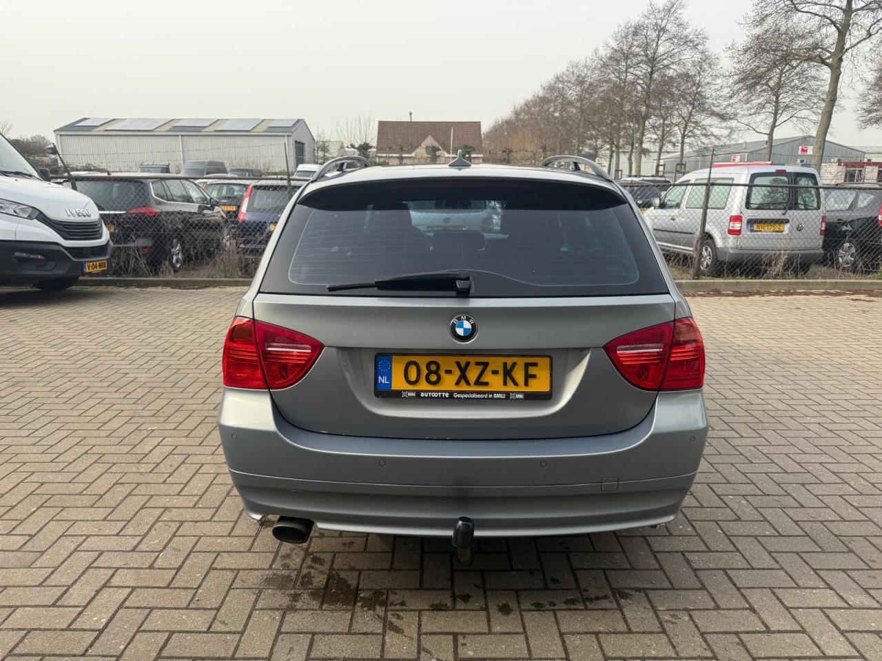 BMW 3-serie Touring 318i Executive