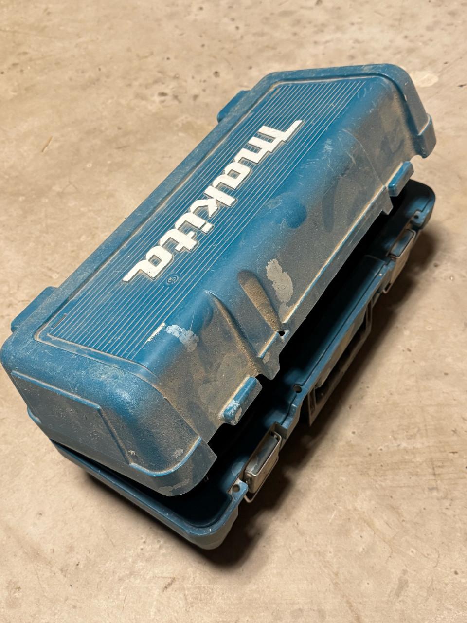 Makita vlakschuurmachine BO4556