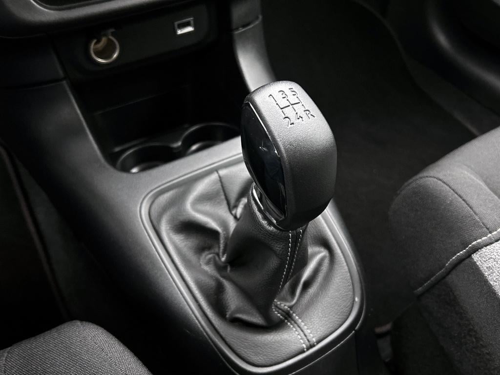 Citroen C3 82 pk c-series | navigatie | parkeersensoren |