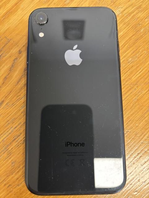 IPhone XR met laatste iOS van Apple incl hoesje