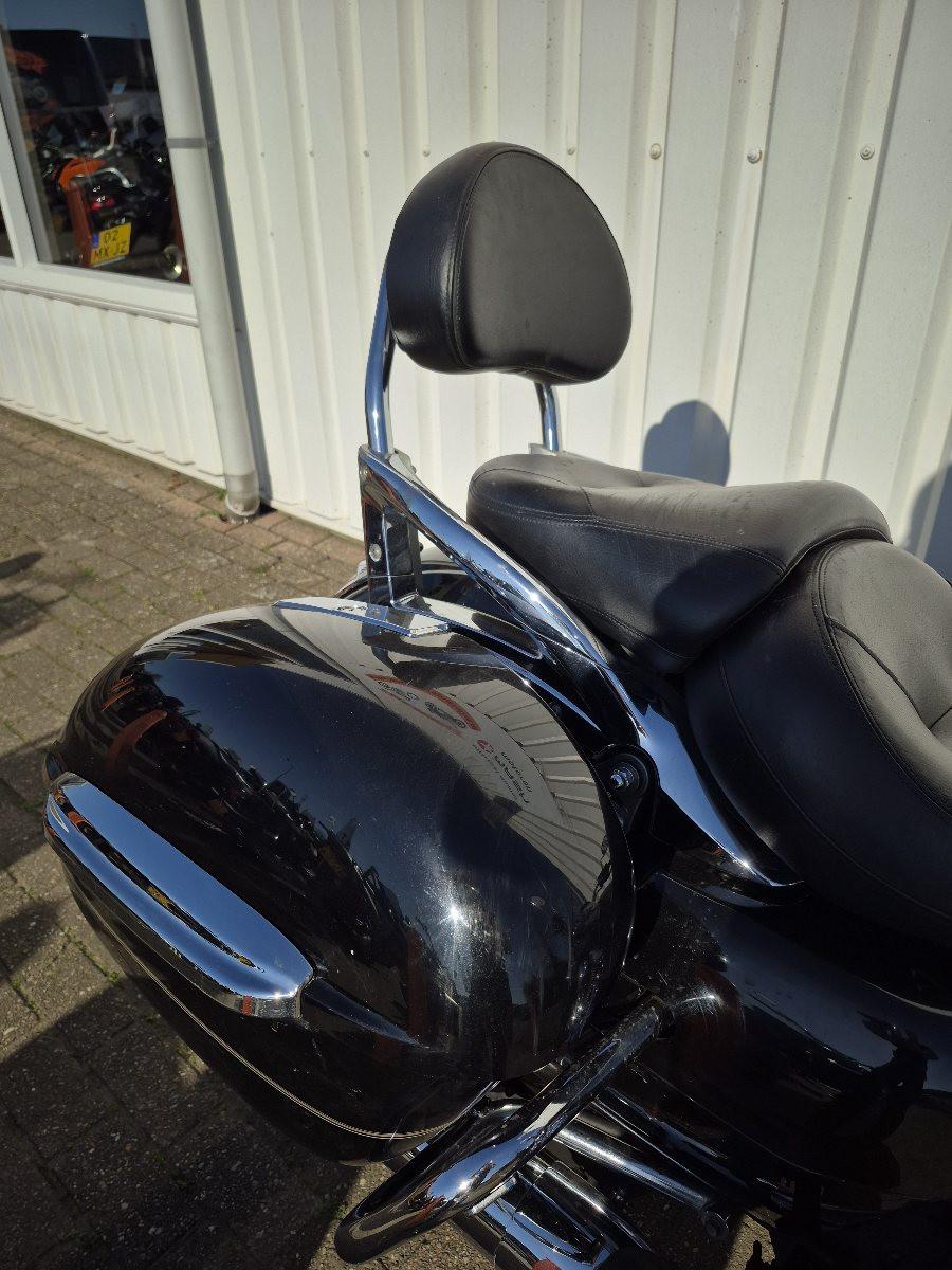 Kawasaki Vulcan 1700 Classic tourer