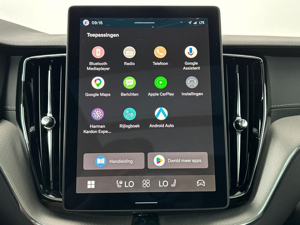 Volvo XC60 t6 398pk recharge ultra black edition| pano| 360camera| h&k soun