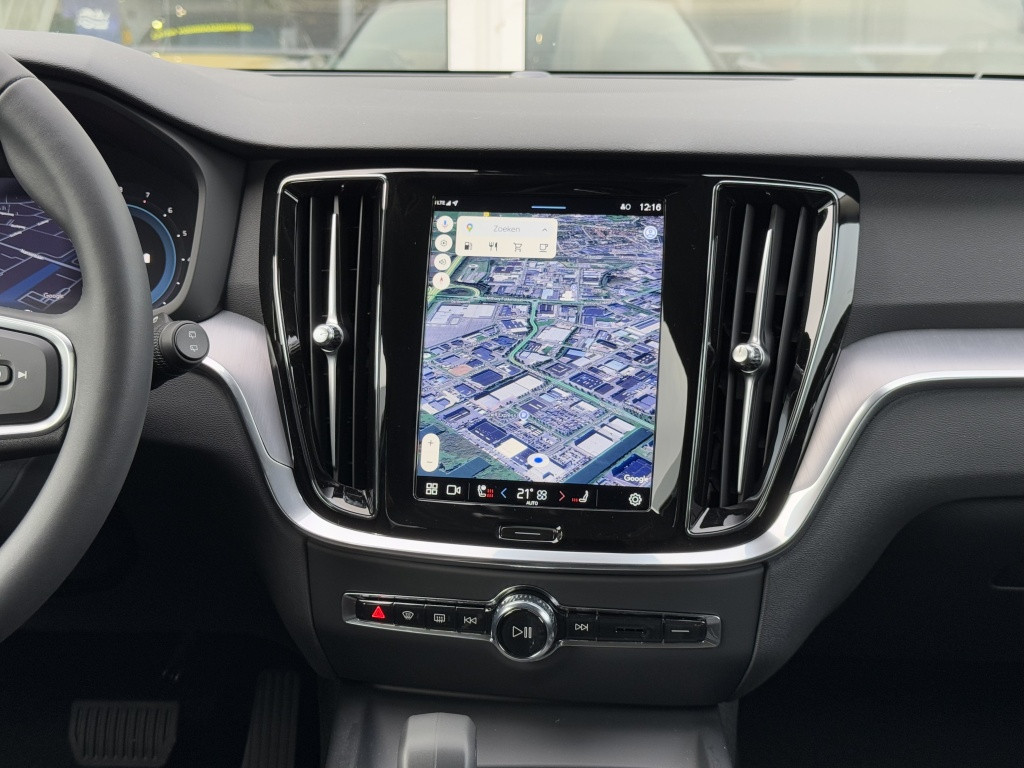 Volvo V60 b3 essential edition