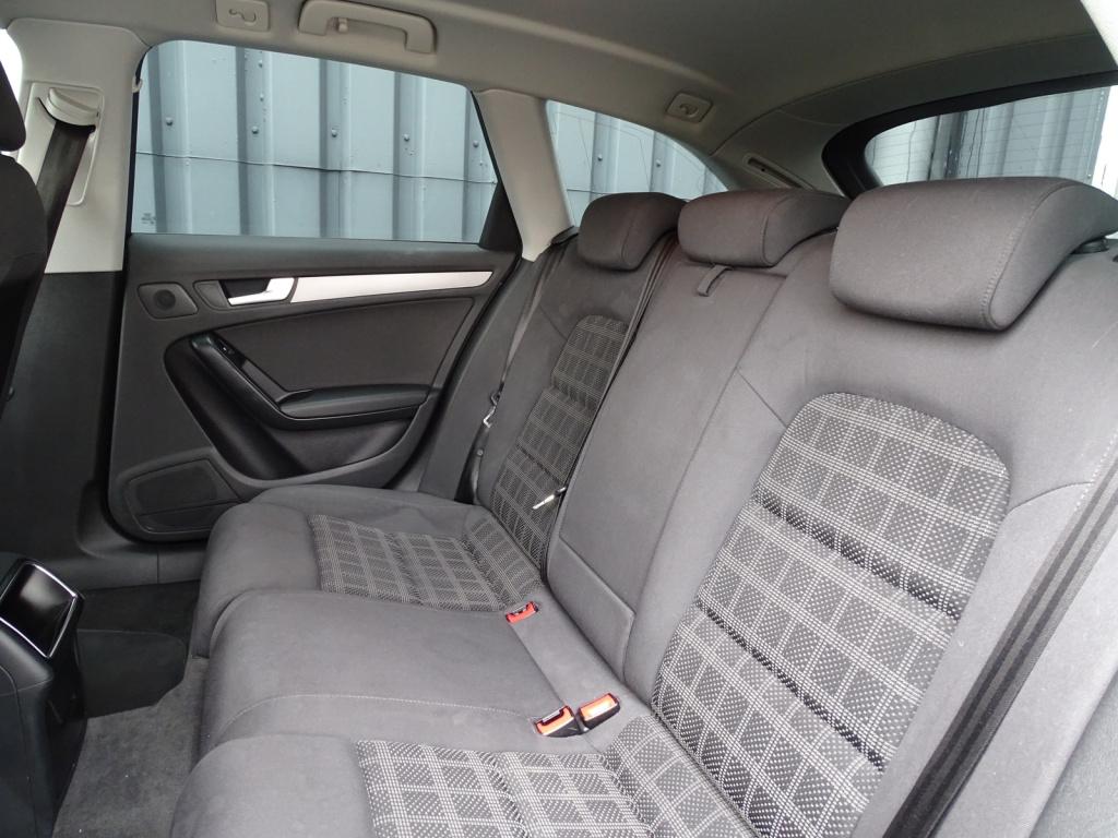 Audi A4 avant 1.8 tfsi business edition | navi | bluetooth | trekhaak afn.