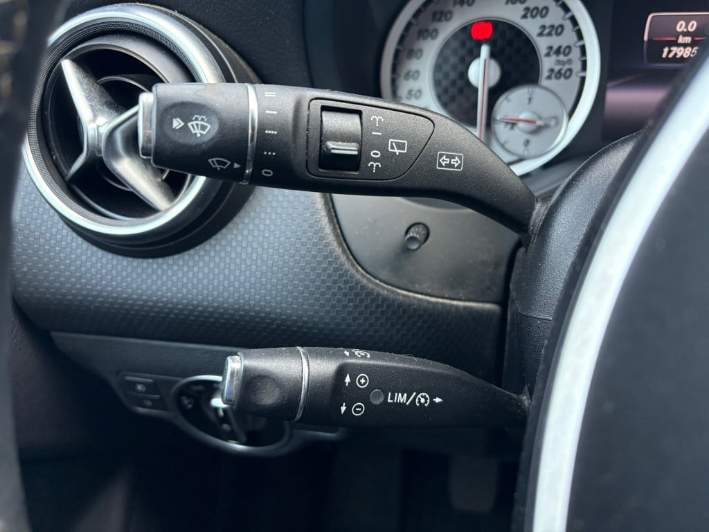 Mercedes-Benz A-Klasse 180 ambition