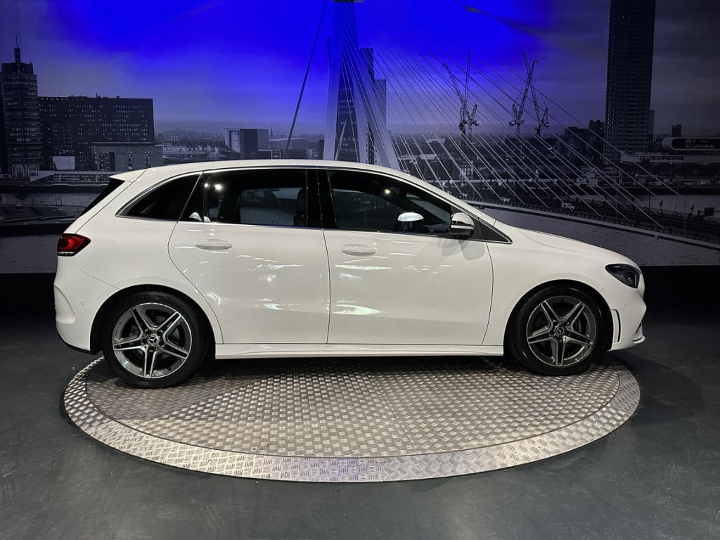 Mercedes-Benz B-Klasse 200 business solution amg