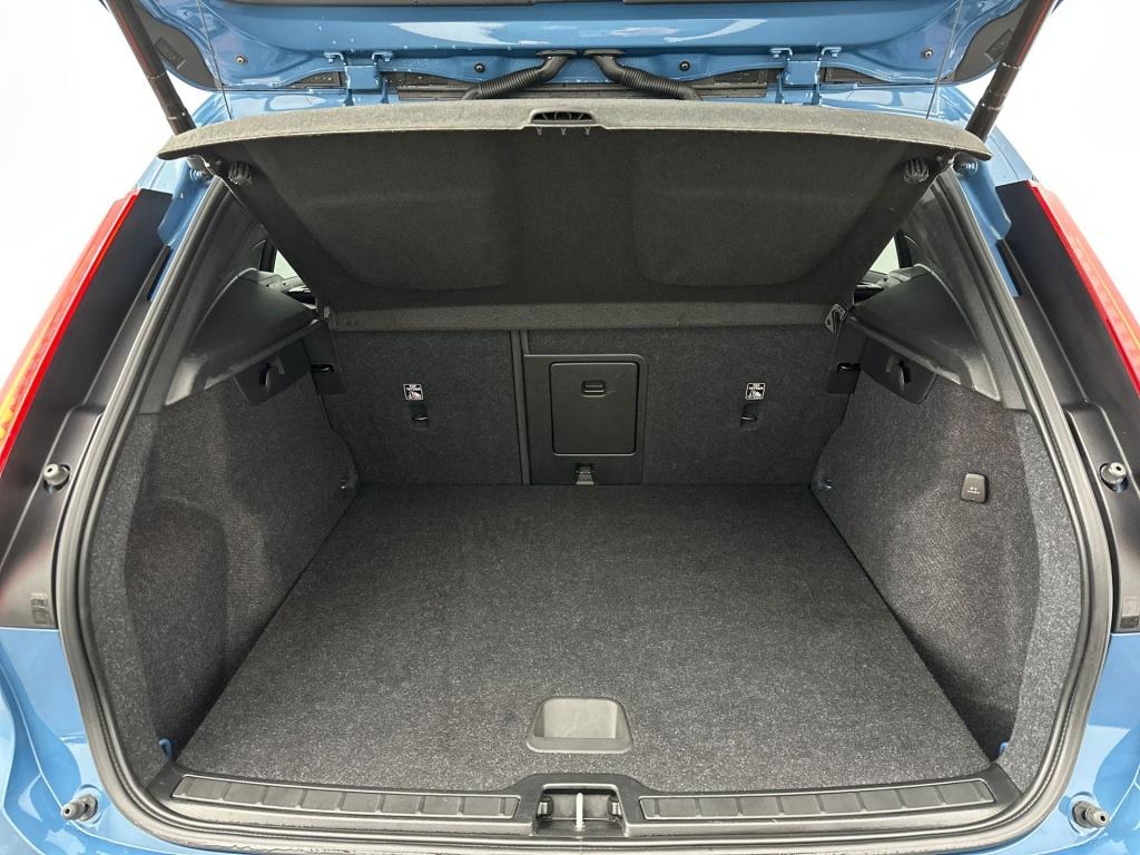 Volvo XC40 t5 262pk recharge ultimate dark | adap.cruise| panodak| trekhaak