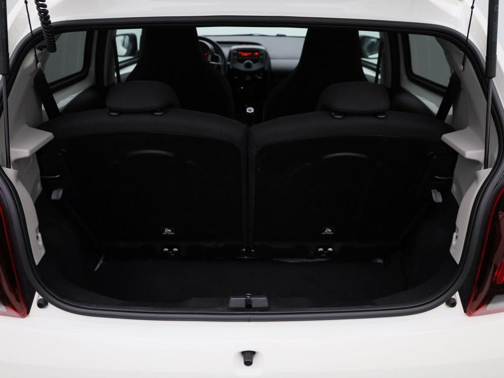 Peugeot 108 1.0 e-vti style | lage km stand! | bluetooth | airco | cruise c
