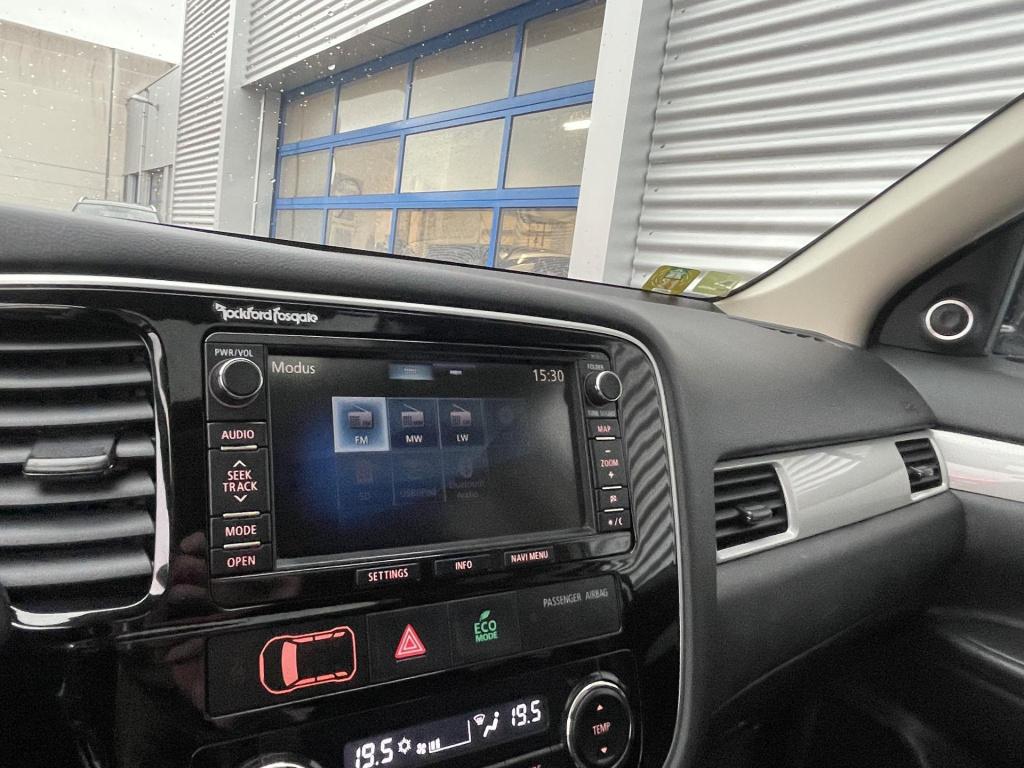 Mitsubishi Outlander 2.0 phev instyle | nieuwe batterij |