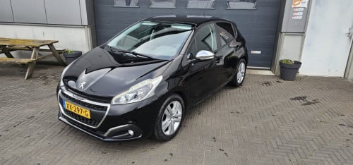 TE KOOP PEUGEOT 208 1.2 PURE TECH SHINE 106.327 KM TWEEDE EIGENAAR