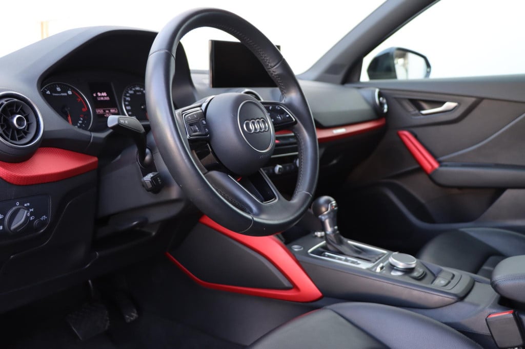 Audi Q2 35 tfsi s edition 150pk s-tronic