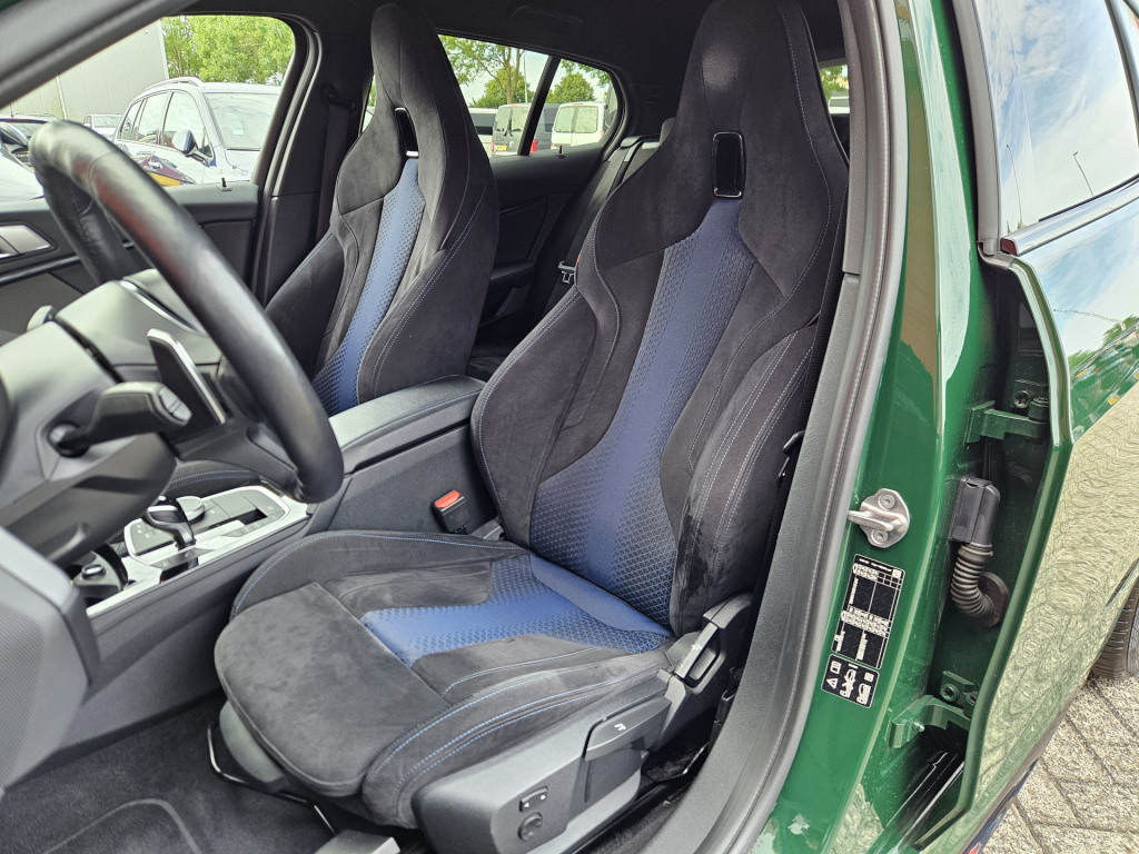 BMW 1 Serie m135i xdrive m-sport pro | irish green | h/k