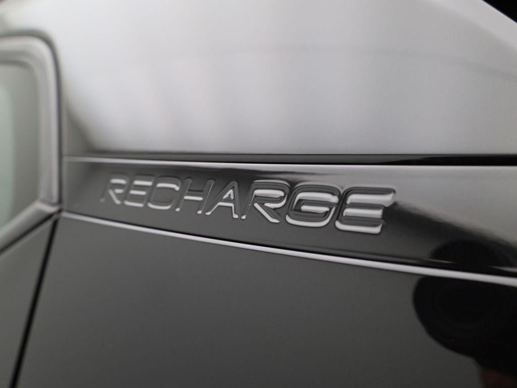 Volvo XC40 recharge core 70 kwh | automaat | apple carplay / android auto |