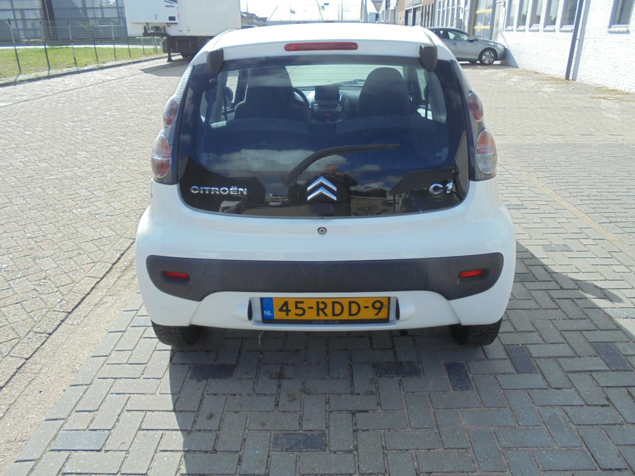 Te koop aangeboden: Zeer nette en zuinige Citroën C1 1.0-12V Seduction