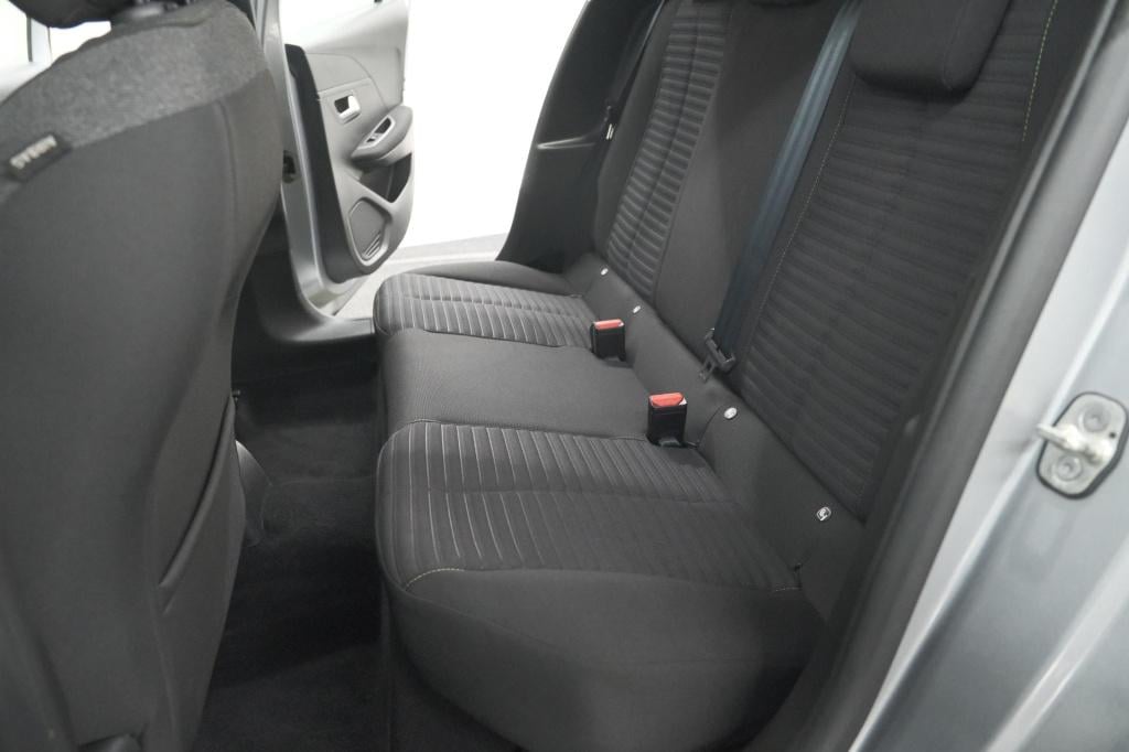 Peugeot 208 puretech 100 active | parkeersensoren | navigatie | apple carpl