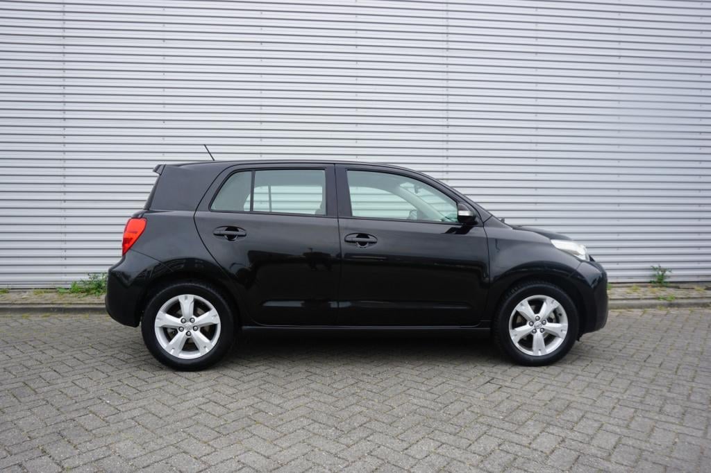 Toyota Urban Cruiser 1.3 vvt-i aspiration airco / elektr. ramen / trekhaak 