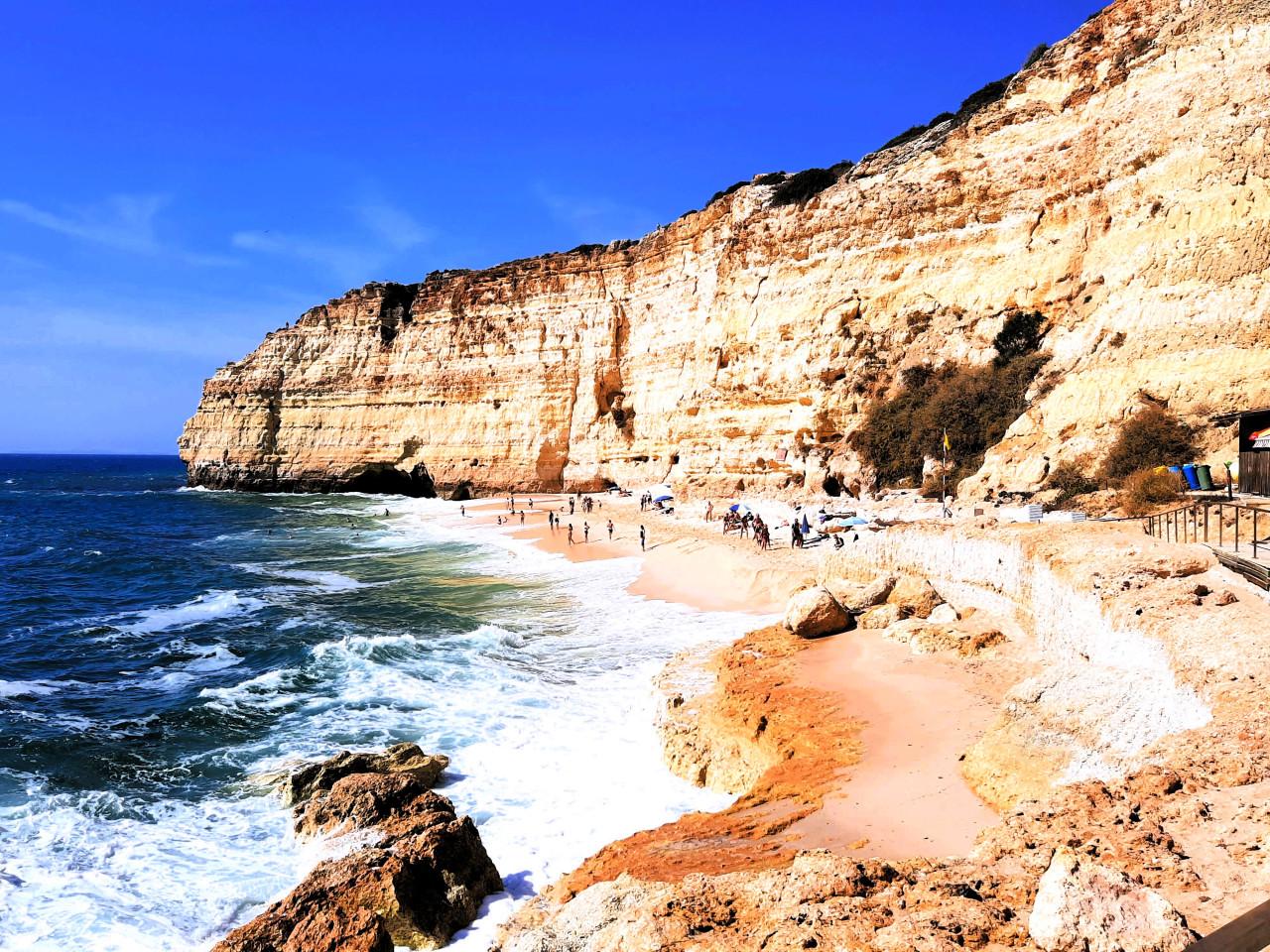 Algarve zon en strandvakantie, nog wat vrij in Augustus bij Algarve.NU