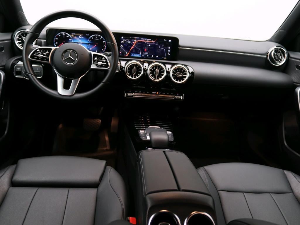 Mercedes-Benz A-Klasse 180 business solution ledkoplampen | stoelverwarming