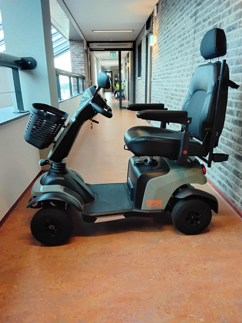 Excel Galaxy scootmobiel kleine maat.