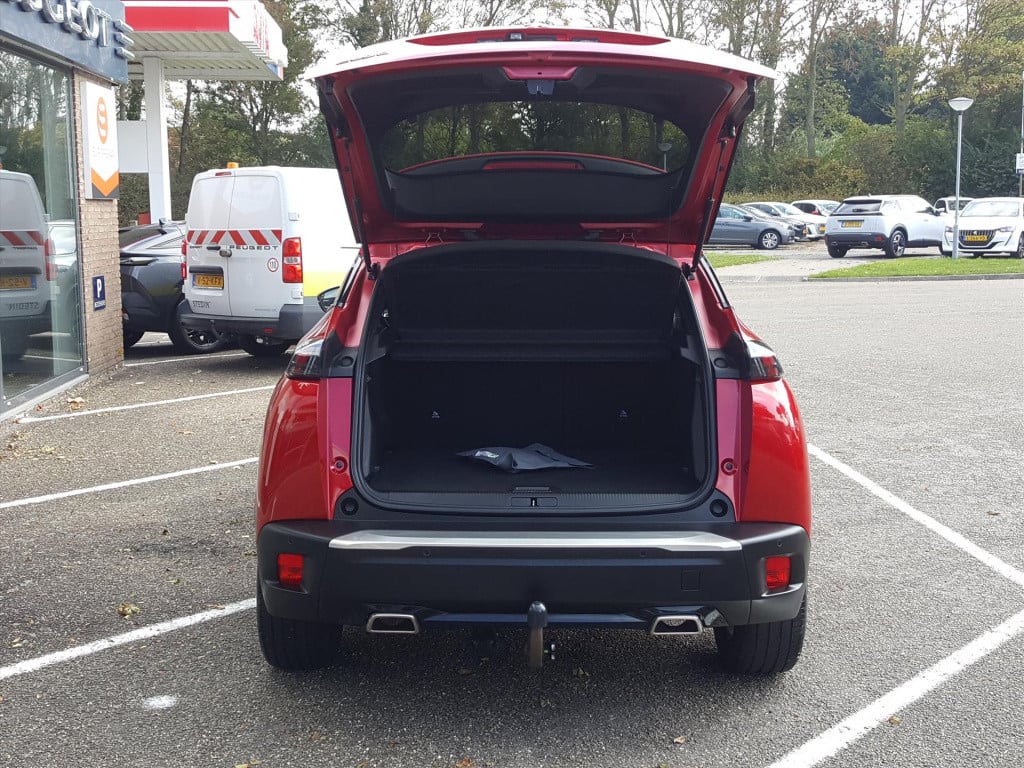 Peugeot 2008 allure pack 1.2 pt-130pk trekhaak | apple carplay & android au